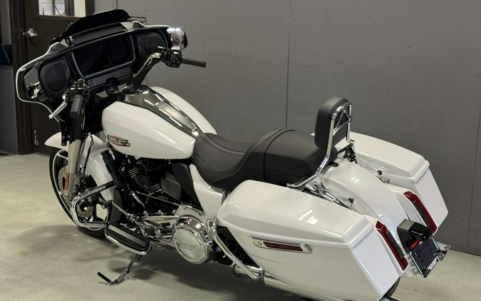 FLHX 2024 Street Glide®