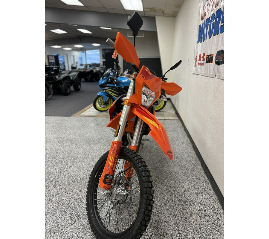 2025 KTM 500 EXC-F SIX DAYS