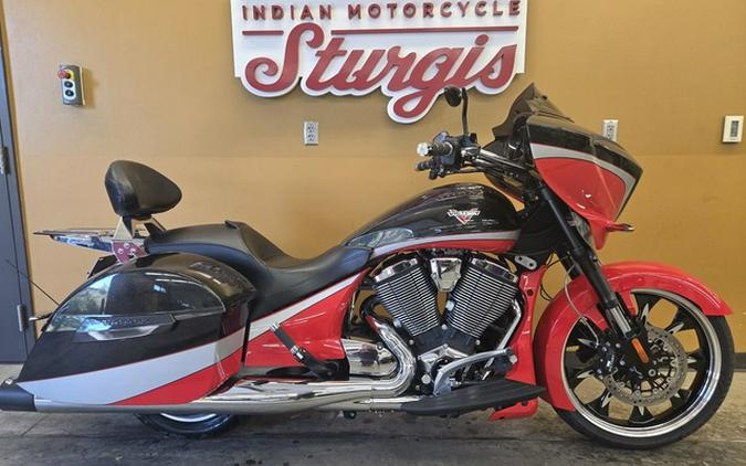 2016 Victory Motorcycles Magnum Suede Pearl White With Black & Silver