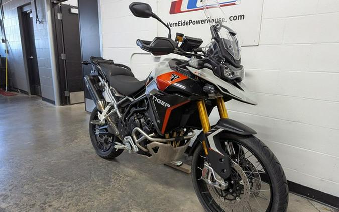 2025 Triumph Tiger 900 Rally Pro Ash Grey Intense Orange