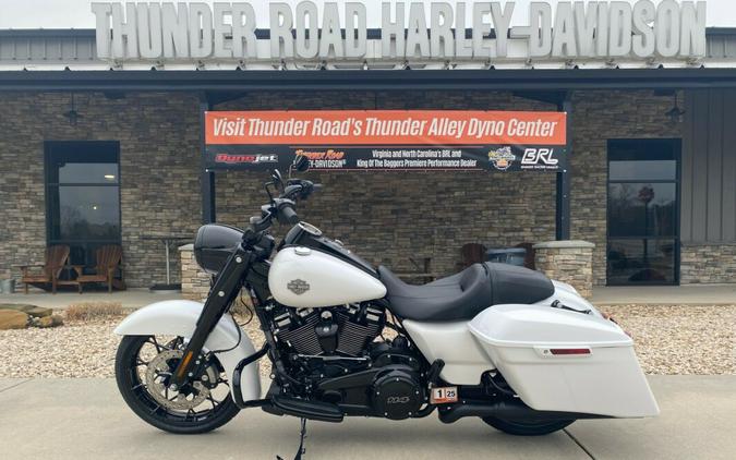 2024 Harley-Davidson Road King Special White Onyx Pearl