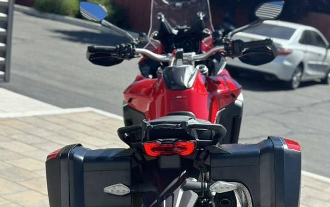 2024 Ducati Multistrada V4 S Travel & Radar Red