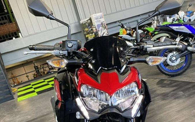 2024 Kawasaki Z900 ABS Candy Persimmon RedEbony