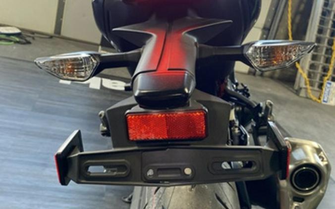 2024 Kawasaki Z900 ABS Candy Persimmon RedEbony