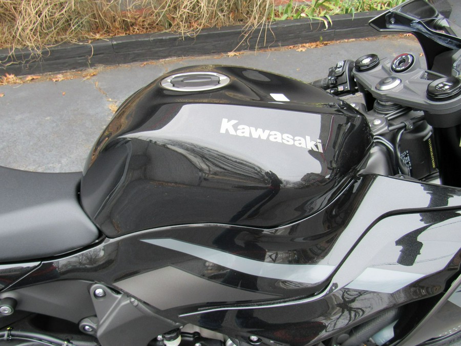 2026 Kawasaki NINJA ZX-6R ABS