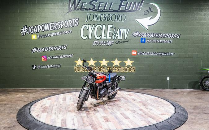 2023 Triumph Speed Twin 1200 Matte Baja Orange