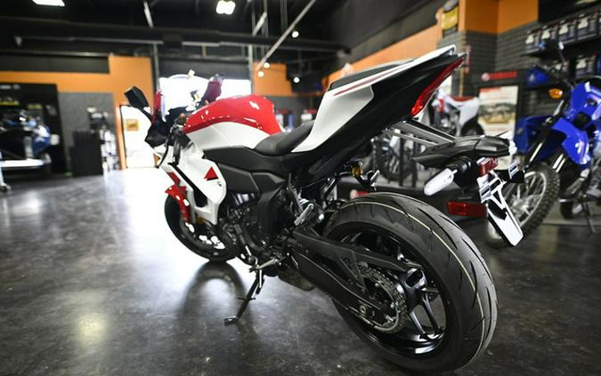 2026 Yamaha YZF R7 70Th Anniversary Edition