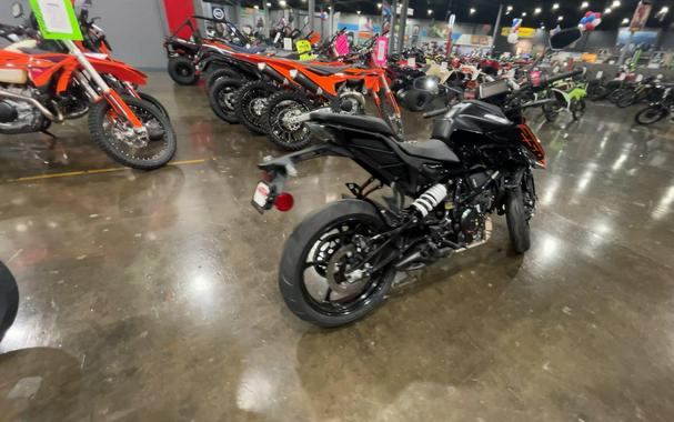 2026 KTM 250 DUKE