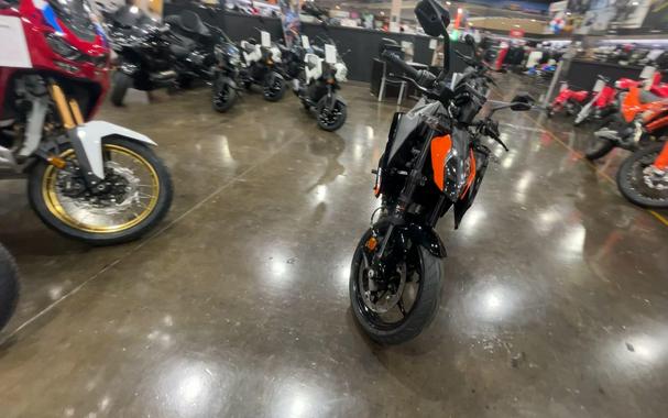 2026 KTM 250 DUKE