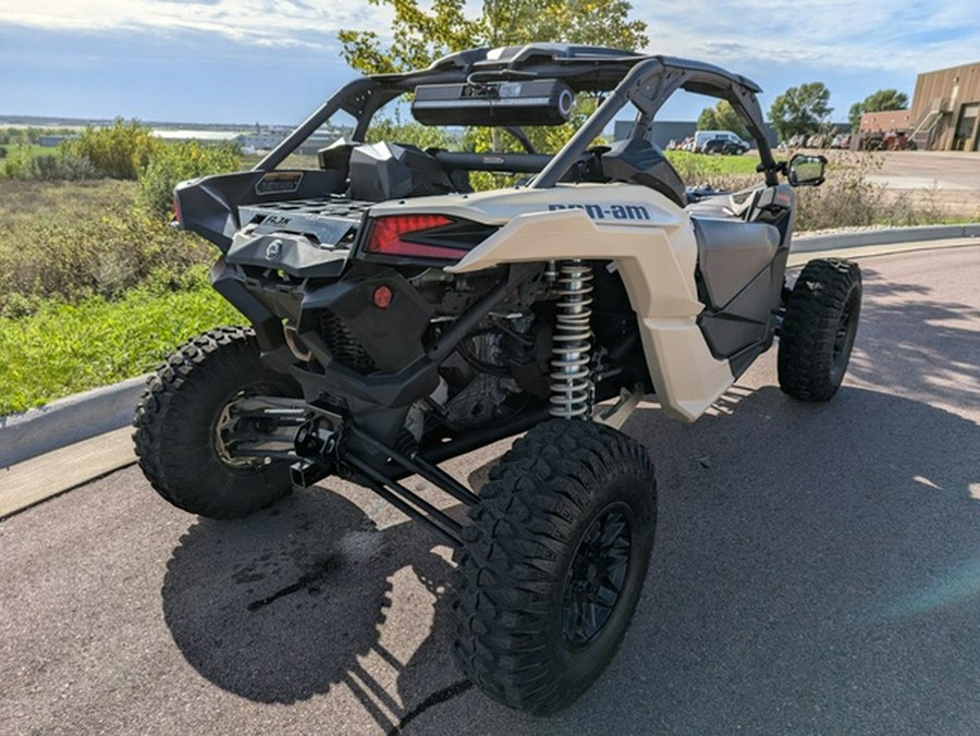 2023 Can-Am Maverick X3 RS Turbo RR Desert Tan & Carbon Black