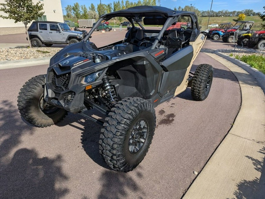 2023 Can-Am Maverick X3 RS Turbo RR Desert Tan & Carbon Black