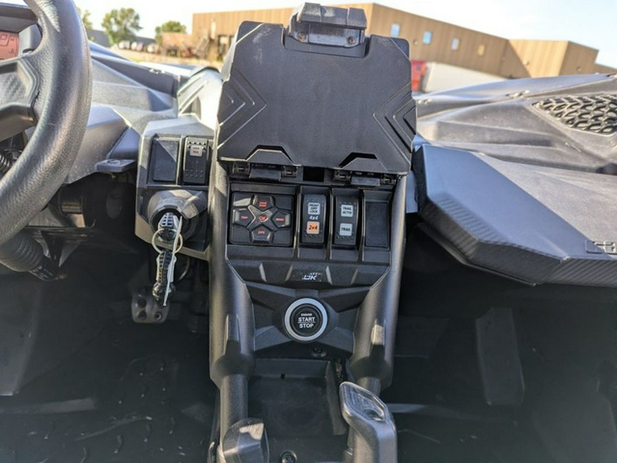 2023 Can-Am Maverick X3 RS Turbo RR Desert Tan & Carbon Black
