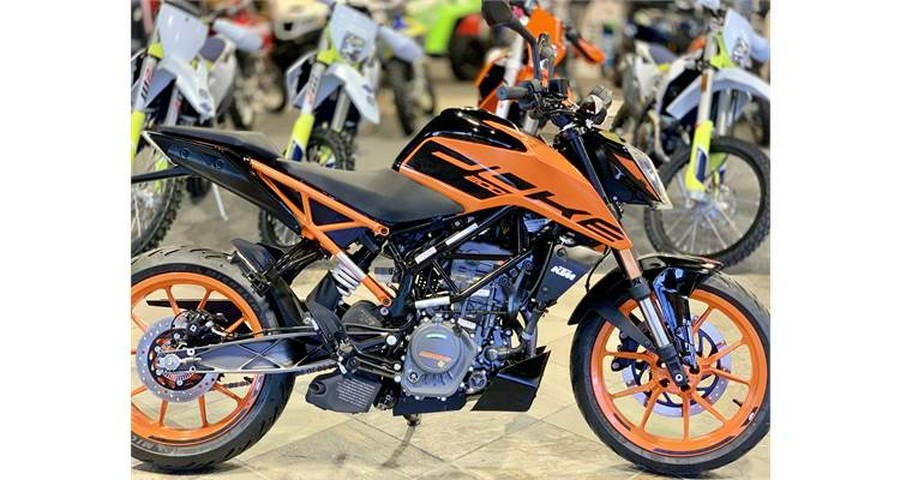 2021 KTM 200 DUKE