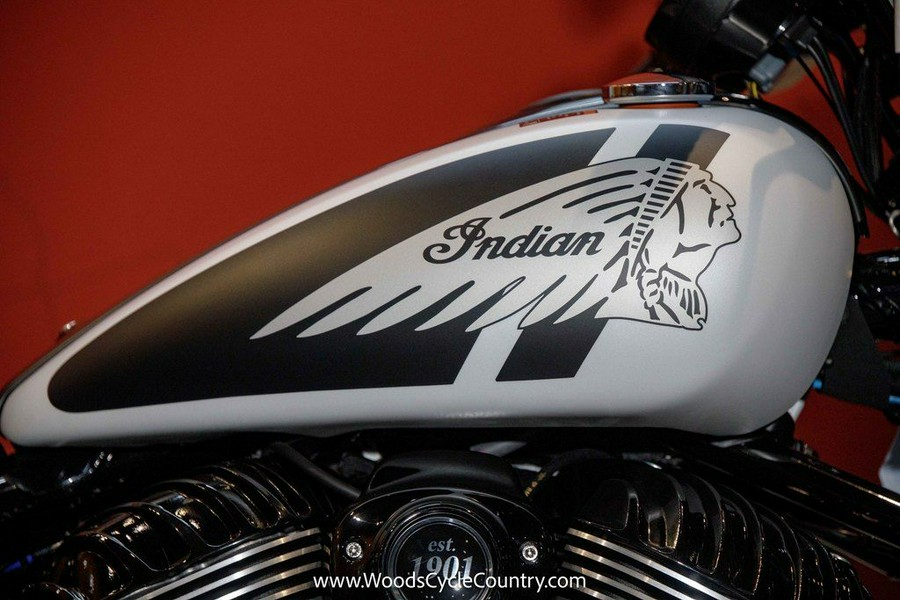 2024 Indian Motorcycle® Sport Chief Ghost White Metallic Smoke