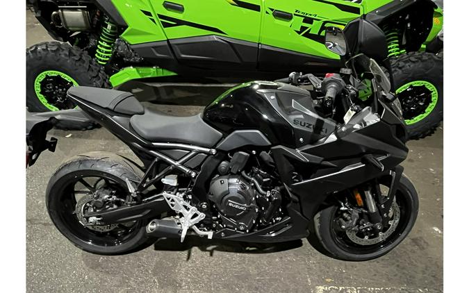 2025 Suzuki GSX-S 8R