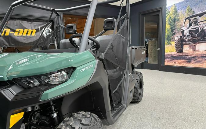 2025 Can-Am Defender HD9