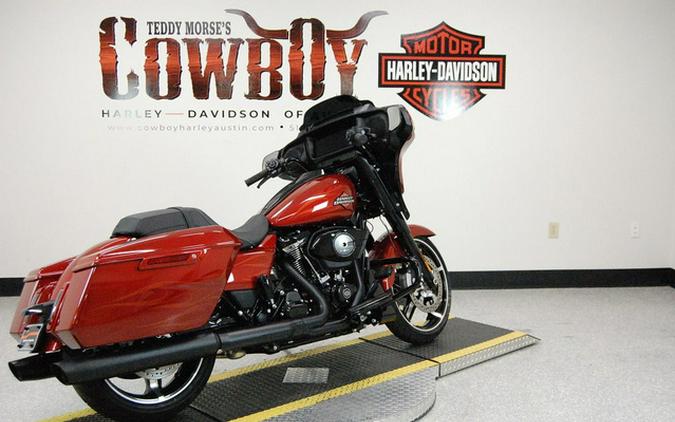 2025 Harley-Davidson FLHX - Street Glide