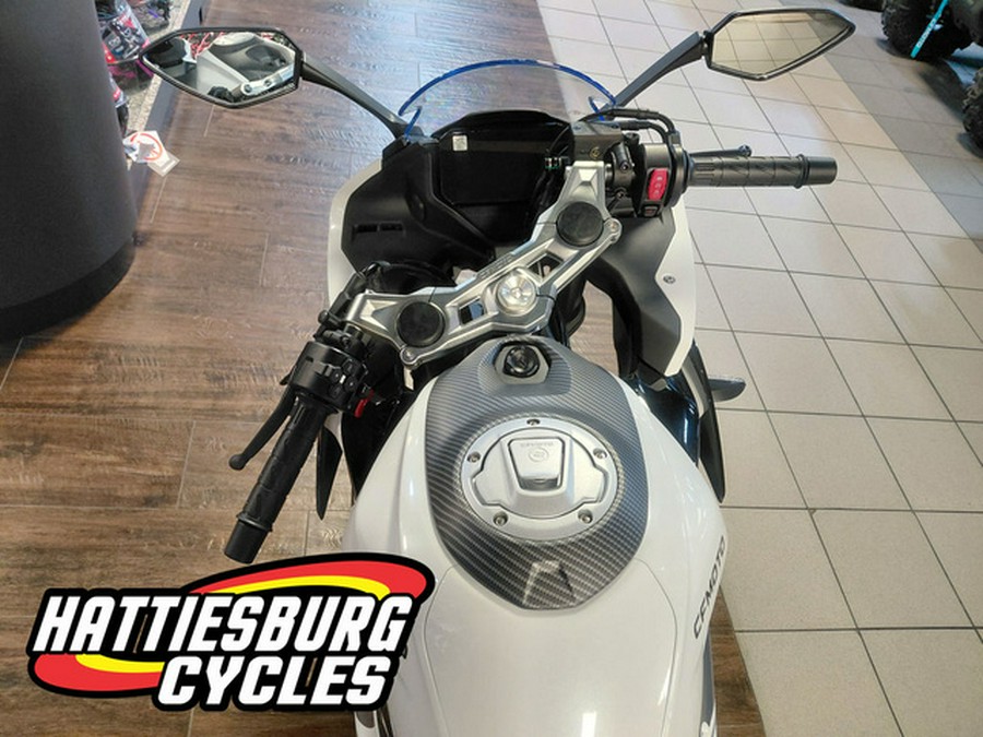 2026 CFMOTO SS 300