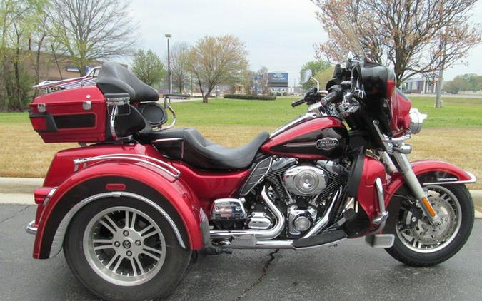 2012 Harley-Davidson FLHTCUTG - Tri Glide Ultra Classic