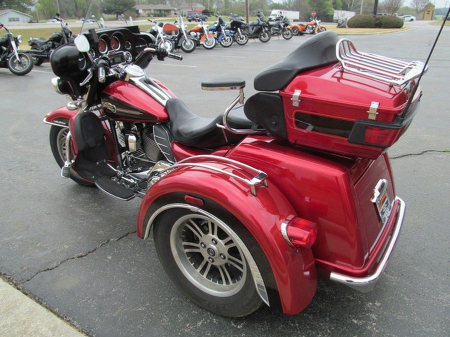 2012 Harley-Davidson FLHTCUTG - Tri Glide Ultra Classic