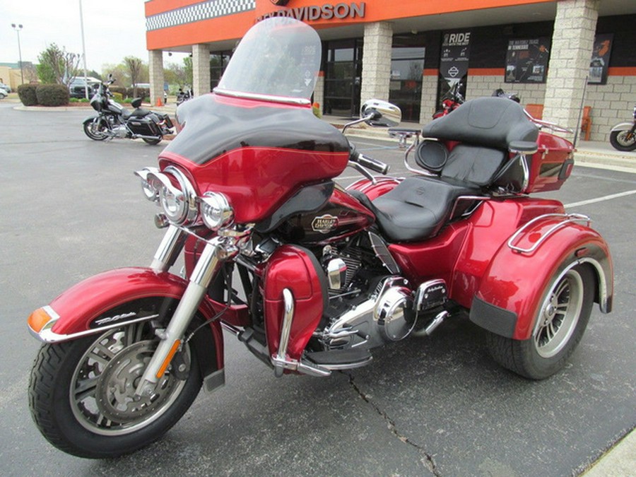2012 Harley-Davidson FLHTCUTG - Tri Glide Ultra Classic