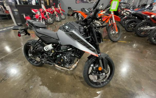 2026 KTM 250 DUKE