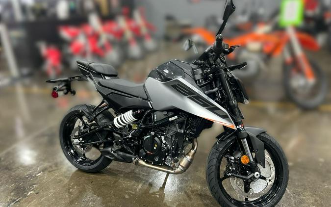2026 KTM 250 DUKE