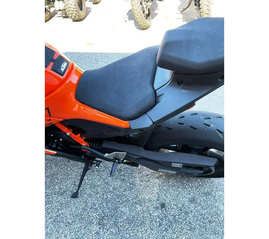 2026 KTM 990 RC R