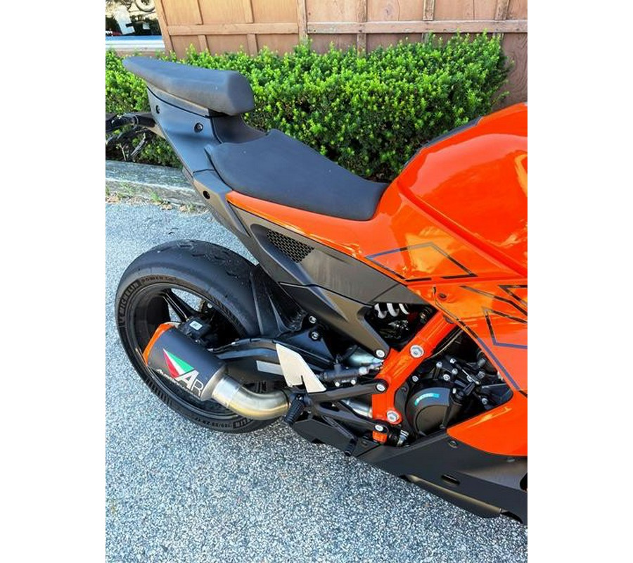 2026 KTM 990 RC R