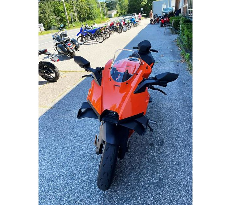 2026 KTM 990 RC R