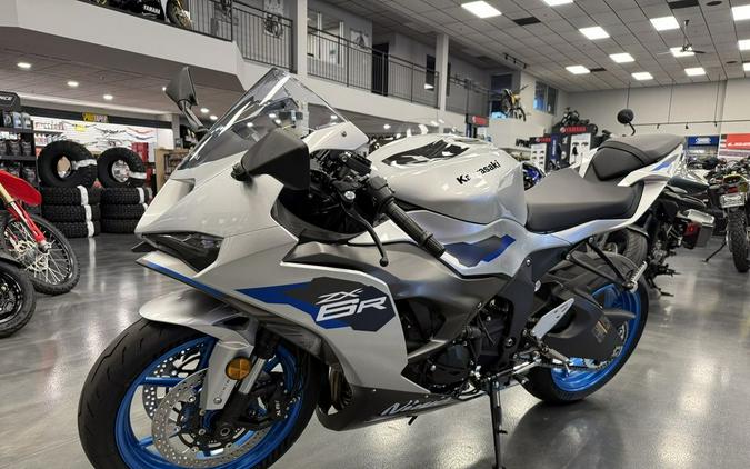 2027 Kawasaki Ninja® ZX™-6R ABS