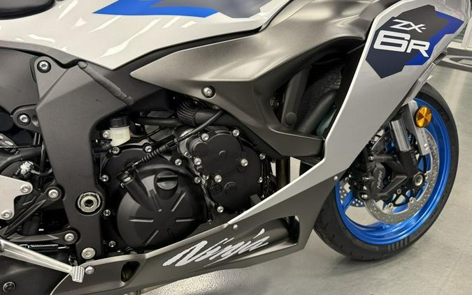 2027 Kawasaki Ninja® ZX™-6R ABS