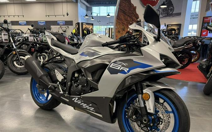 2027 Kawasaki Ninja® ZX™-6R ABS