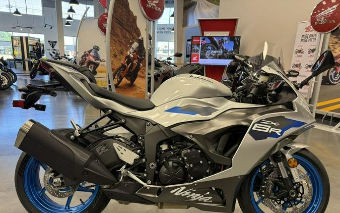 2027 Kawasaki Ninja® ZX™-6R ABS