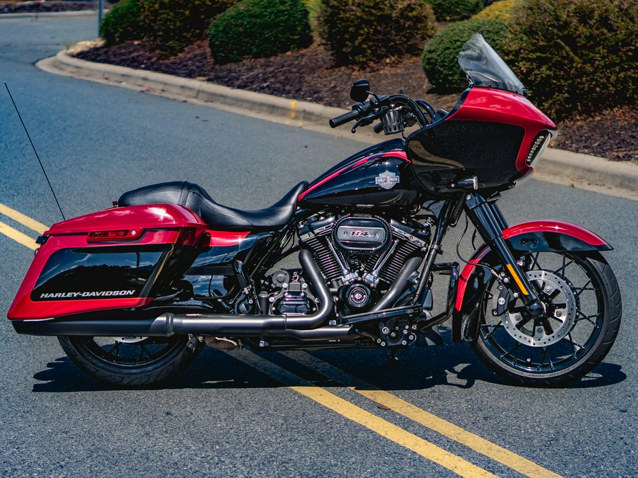 FLTRXS 2021 Road Glide® Special