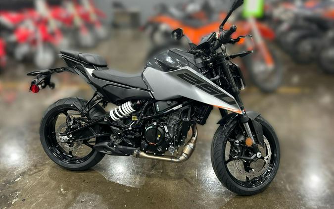 2026 KTM 250 DUKE