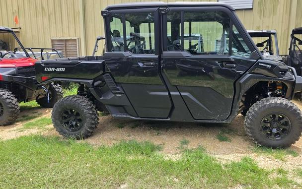 2026 Can-Am® Defender MAX XT CAB HD11
