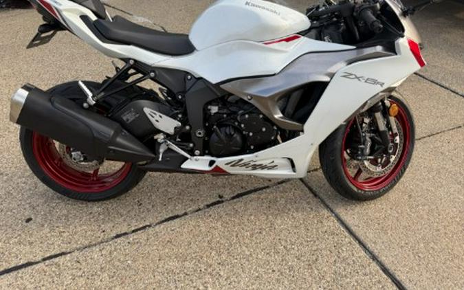 2024 Kawasaki Ninja ZX-6R