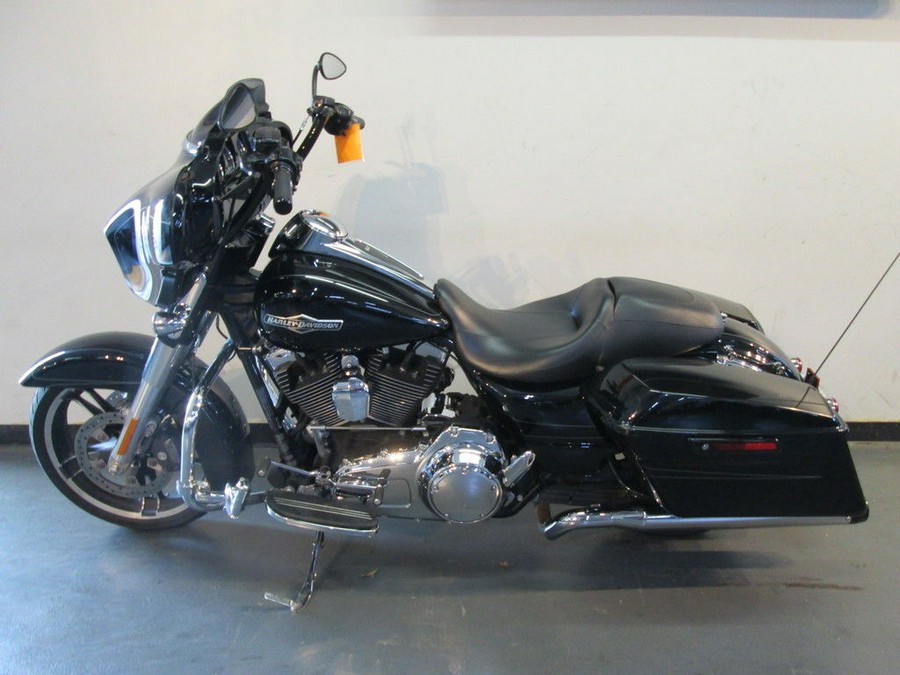 2015 Harley-Davidson® FLHXS - Street Glide® Special