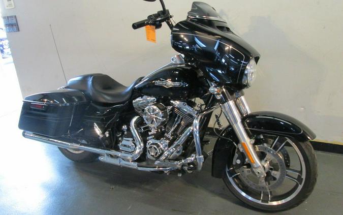 2015 Harley-Davidson® FLHXS - Street Glide® Special