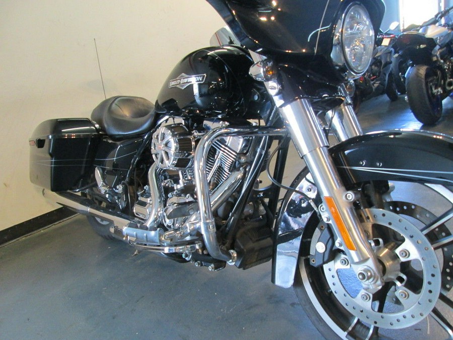 2015 Harley-Davidson® FLHXS - Street Glide® Special