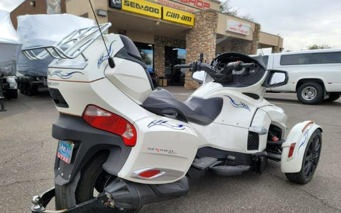 2014 Can-Am® Spyder® RT-S SE6