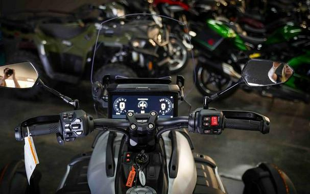 2026 Can-Am® Canyon XT