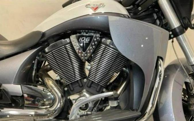 2016 Victory Motorcycles Cross Country Tour