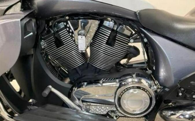 2016 Victory Motorcycles Cross Country Tour