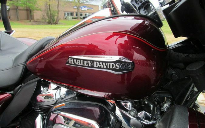 2017 Harley-Davidson Trike FLHTCUTG - Tri Glide Ultra