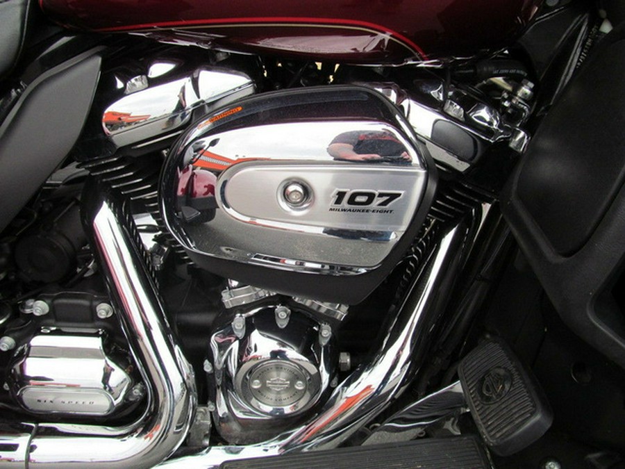 2017 Harley-Davidson Trike FLHTCUTG - Tri Glide Ultra