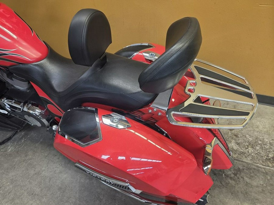2015 Victory Motorcycles Cross Country Havasu Red with Black Flames Gloss Titanium Metallic