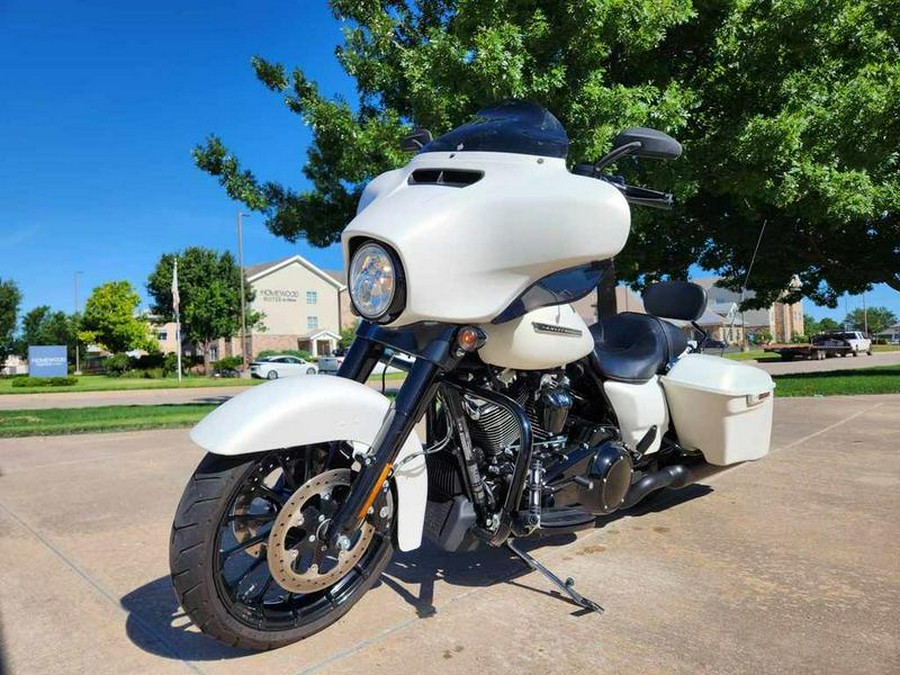 2018 Harley-Davidson® FLHXS - Street Glide® Special