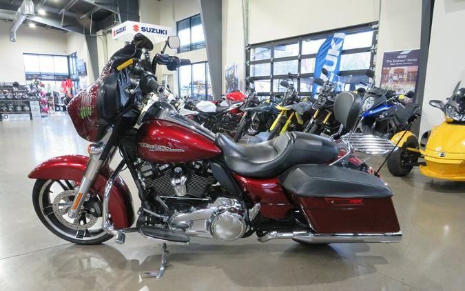 2017 Harley-Davidson Street Glide® Base